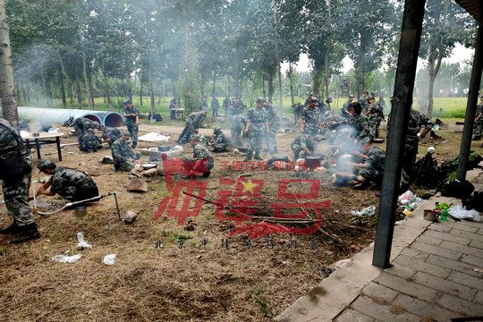北京军训:乐观的精神和不屈不挠的毅力是走向成功的基石