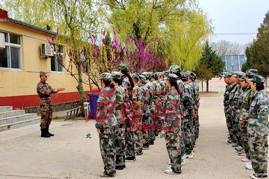 北京军训:只有公平竞争,学员才能真正实现团结合作