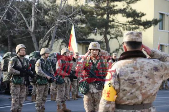 北京军训：战场上永远只能有一个攻击目标，否则，将会付出惨重的代价
